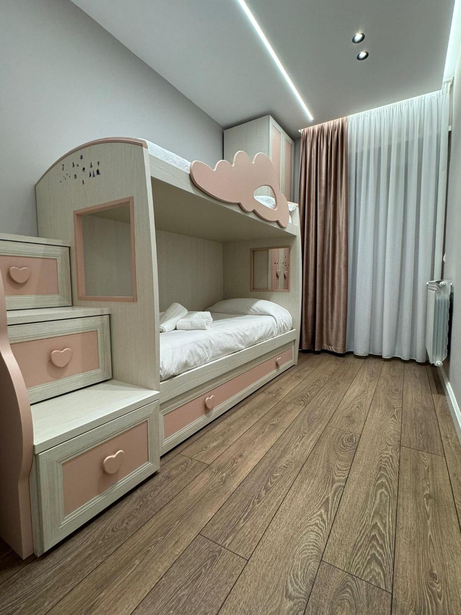 Sole Roman House المظهر الخارجي الصورة