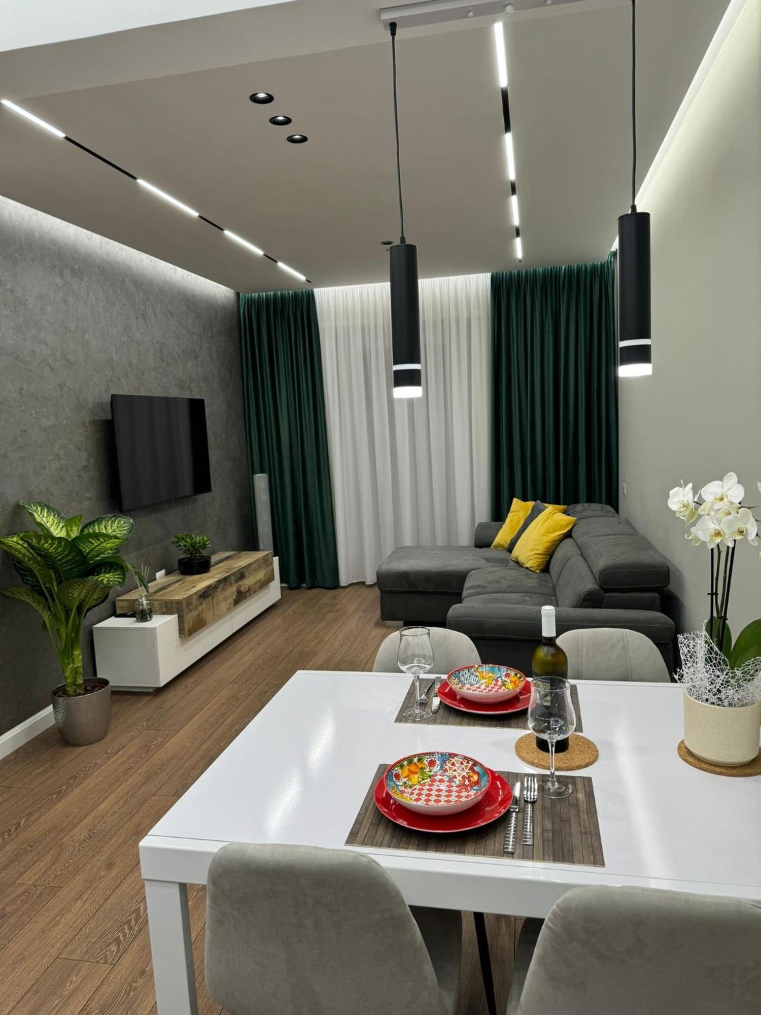Sole Roman House المظهر الخارجي الصورة
